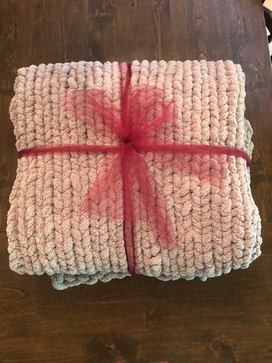 Chunky Hand-Knit Blanket — Knit